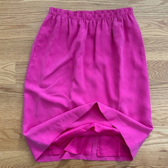 *4* Pieces Matching Silk Outfit Saks Fifth Avenue (S) - Picture 12 of 16